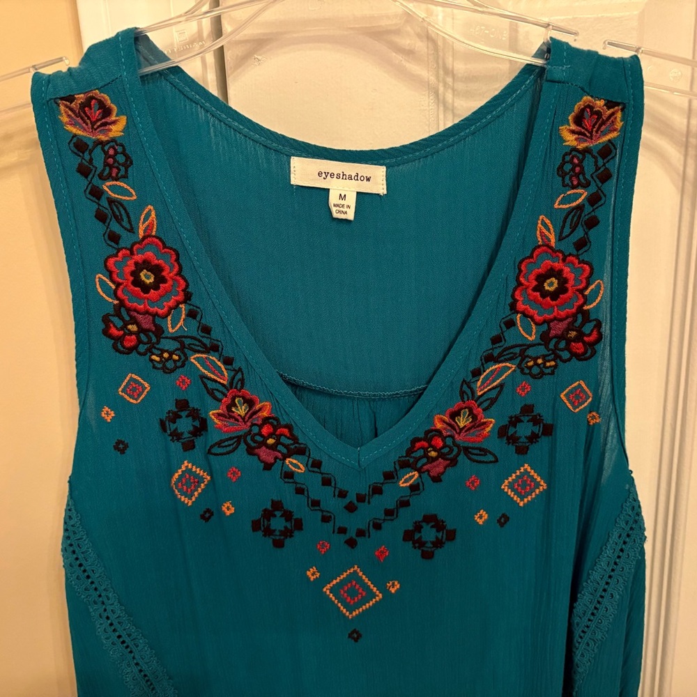 Teal green embroidered boho tank top M